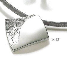 Anh�nger 14-67 mit Lederband